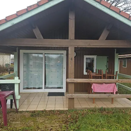 L'auberge Santin Cantales Guest house *